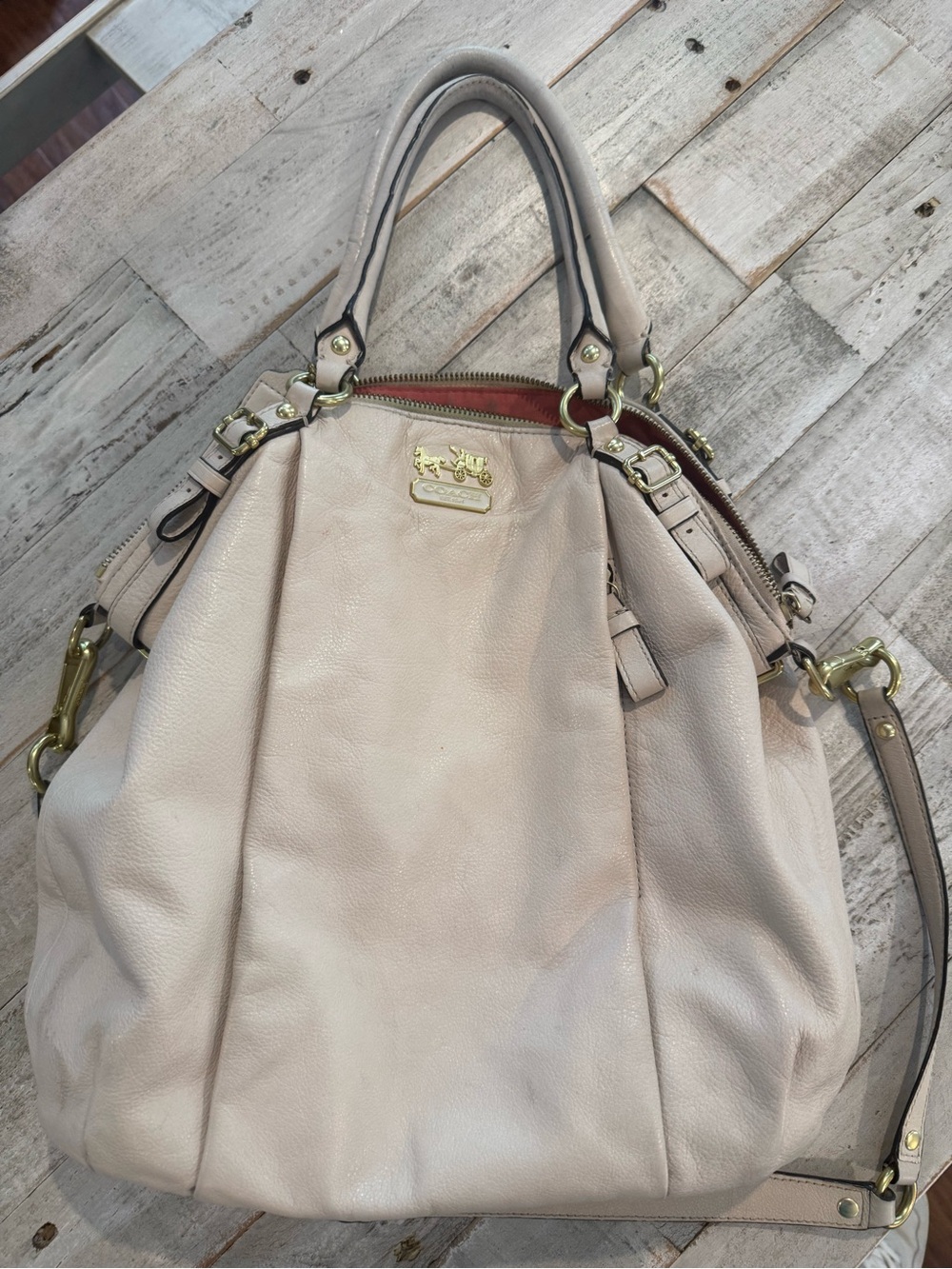Coach Cream Leather Shoulder Bag with Pink Interior